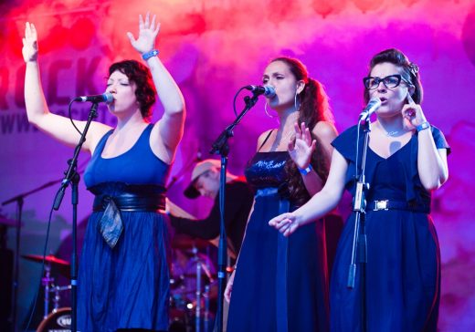 Backing singers in church